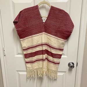 Nativa Poncho Top
